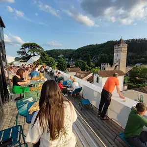 Auberge De Jeunesse Hi Hostel